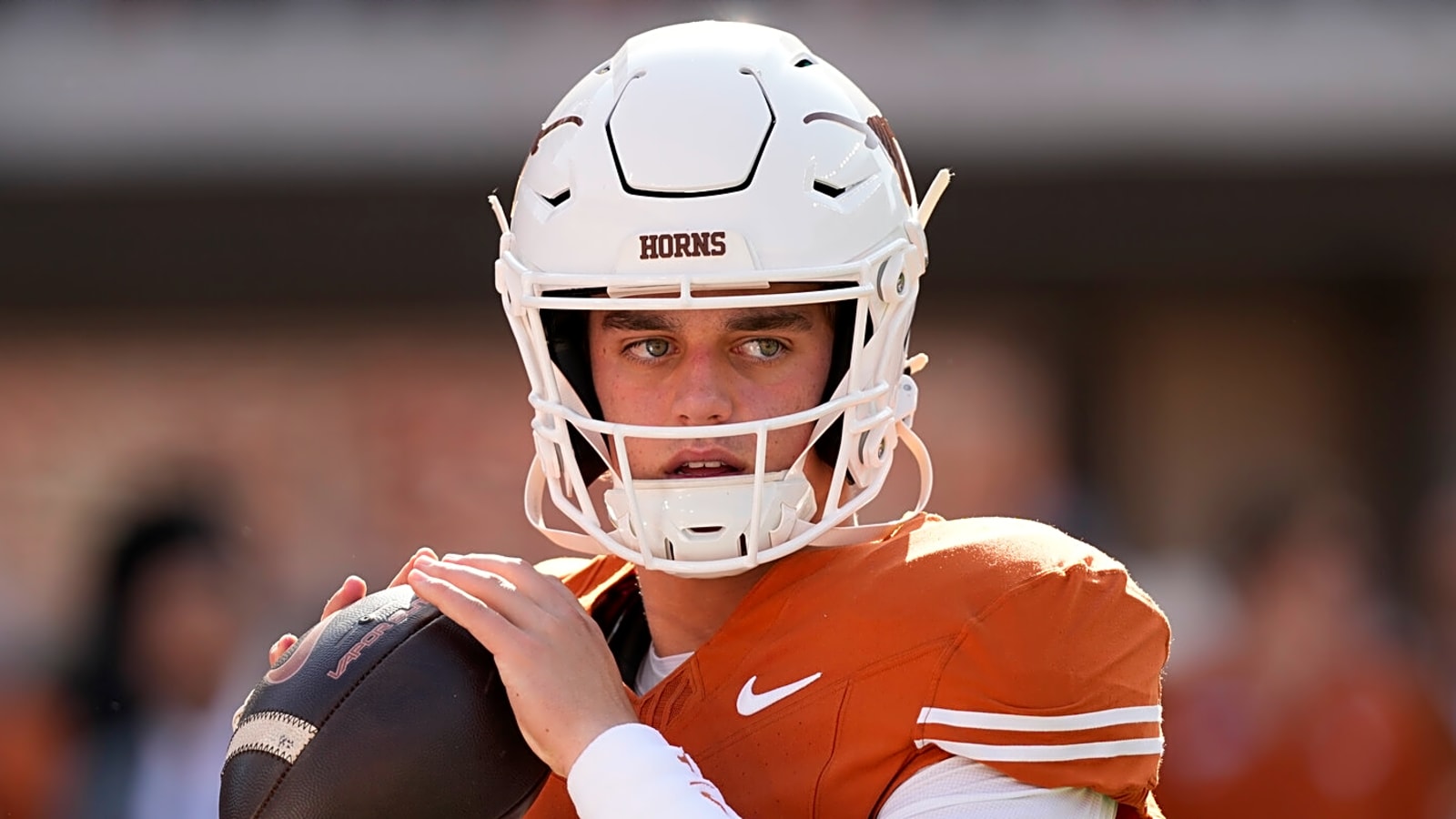 Must-draft players in new Yahoo College Fantasy Football leagues