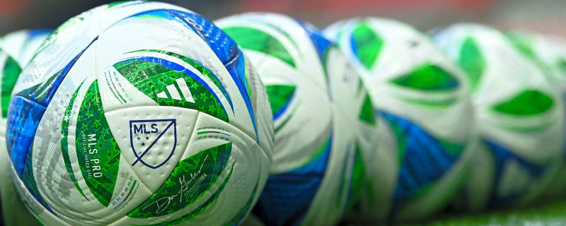 Arsenal edge Chelsea in thrilling Carabao Cup semi-final first leg victory