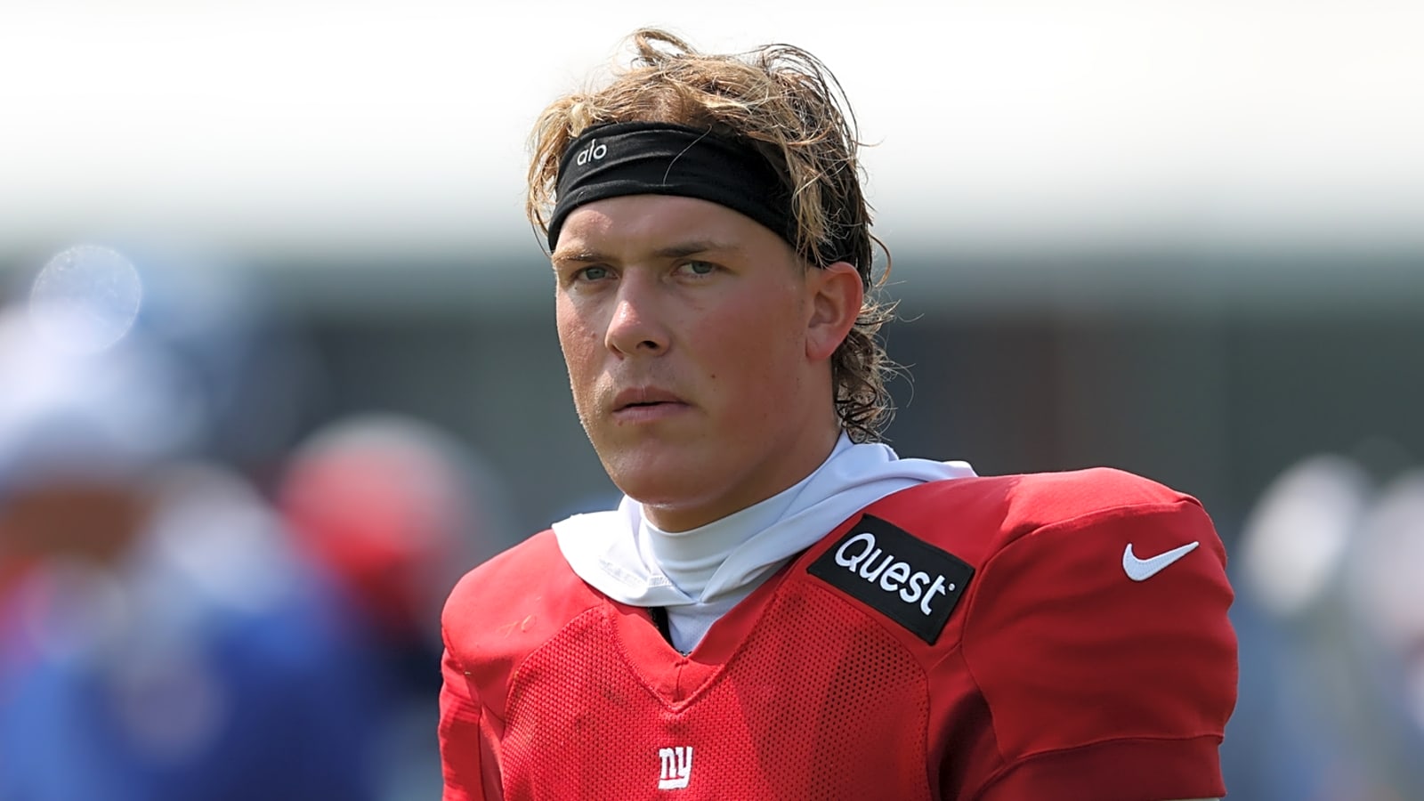 Could Giants' Jaxson Dart spark QB controversy?