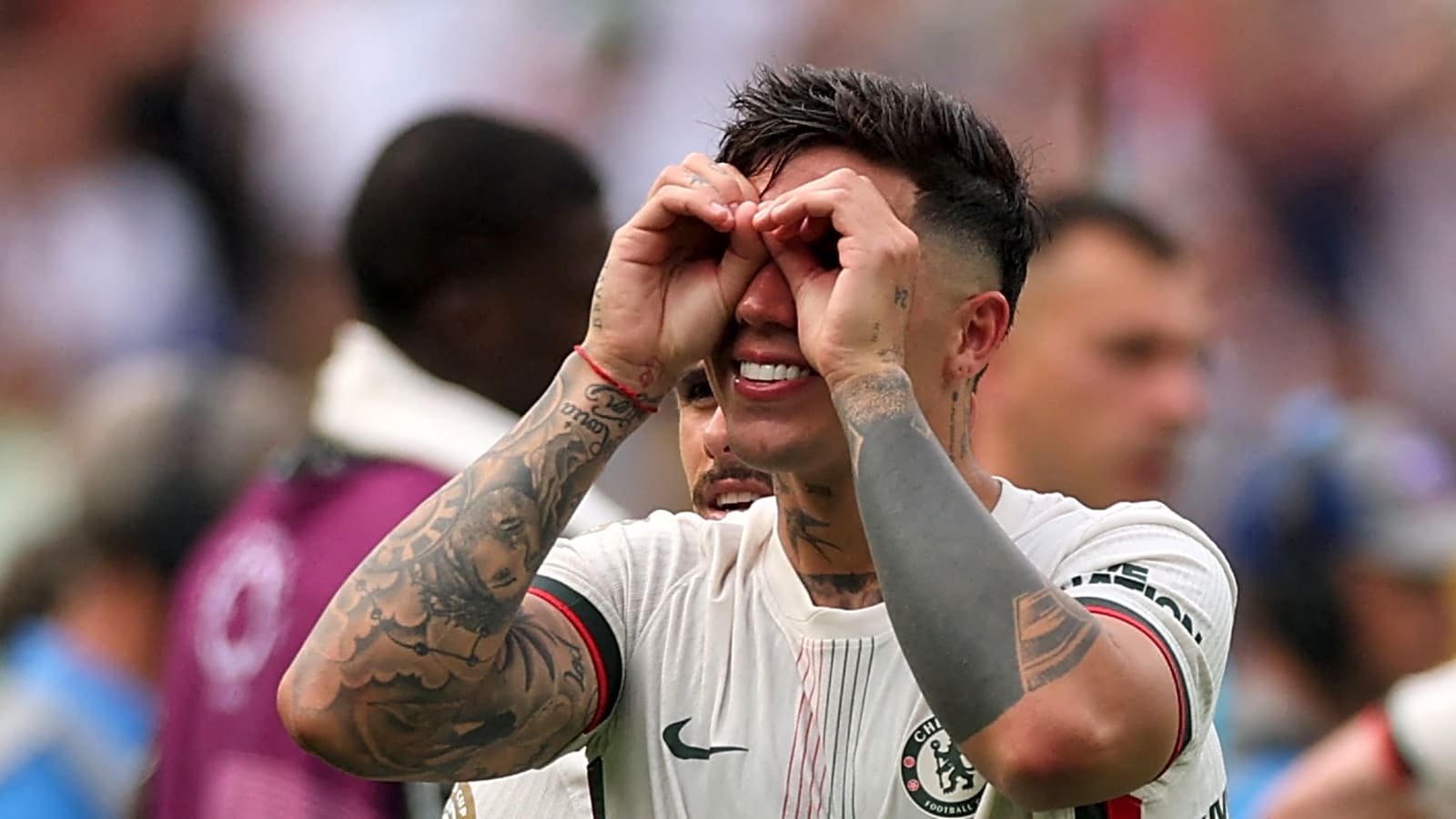 Enzo Fernandez must be punished after embarrassing Chelsea fans and Liam Rosenior with latest comments