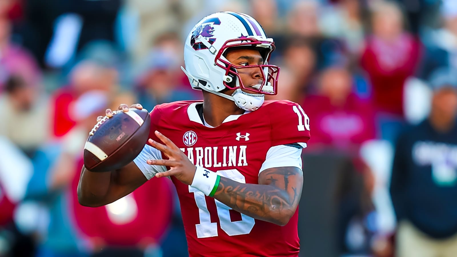 Former NFL exec has warning about unexpected quarterback