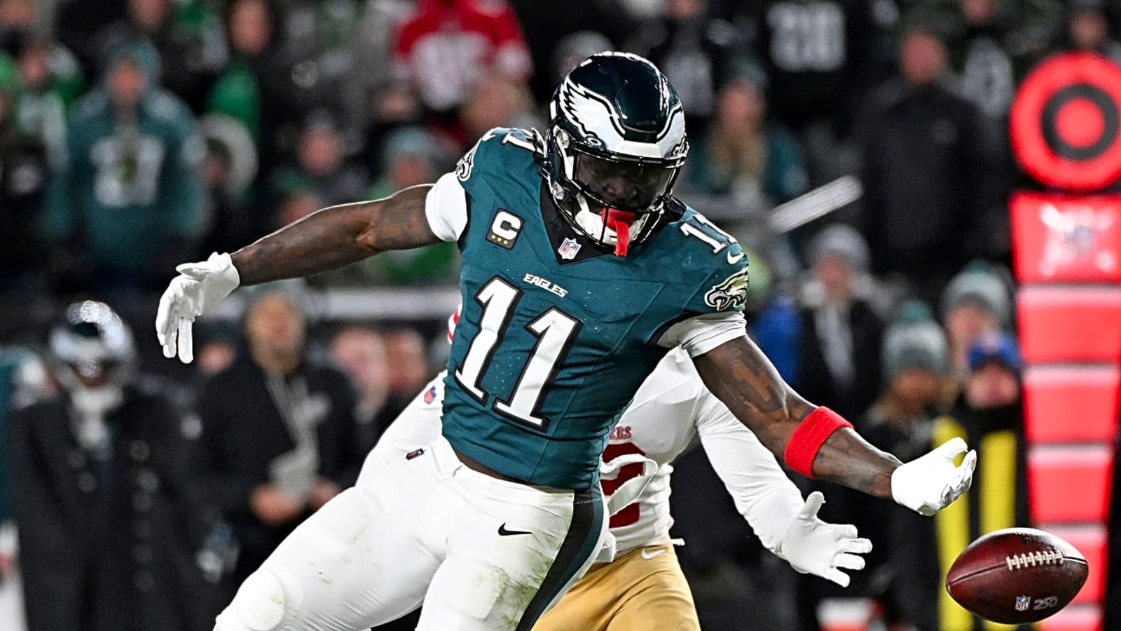 Patriots fans get positive update on A.J. Brown trade