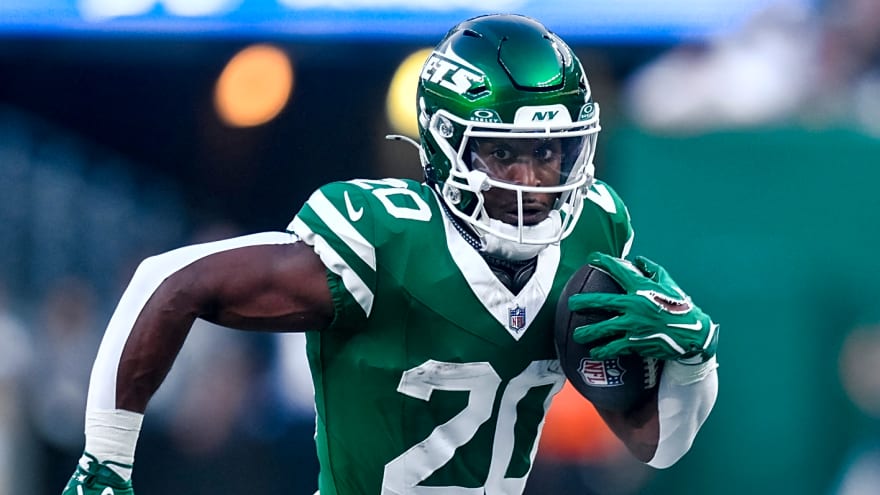 Jets HC Aaron Glenn shares big update on Breece Hall injury scare