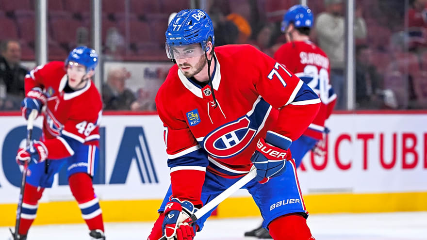 Should The Habs Scratch Kirby Dach to Start the Playoffs?