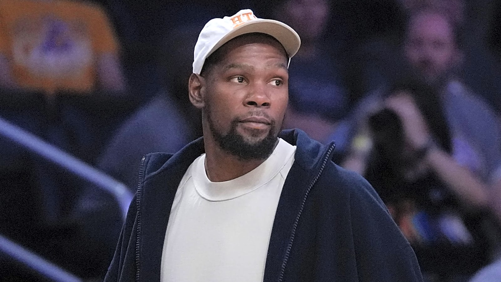 Kevin Durant traded to West contender in blockbuster deal