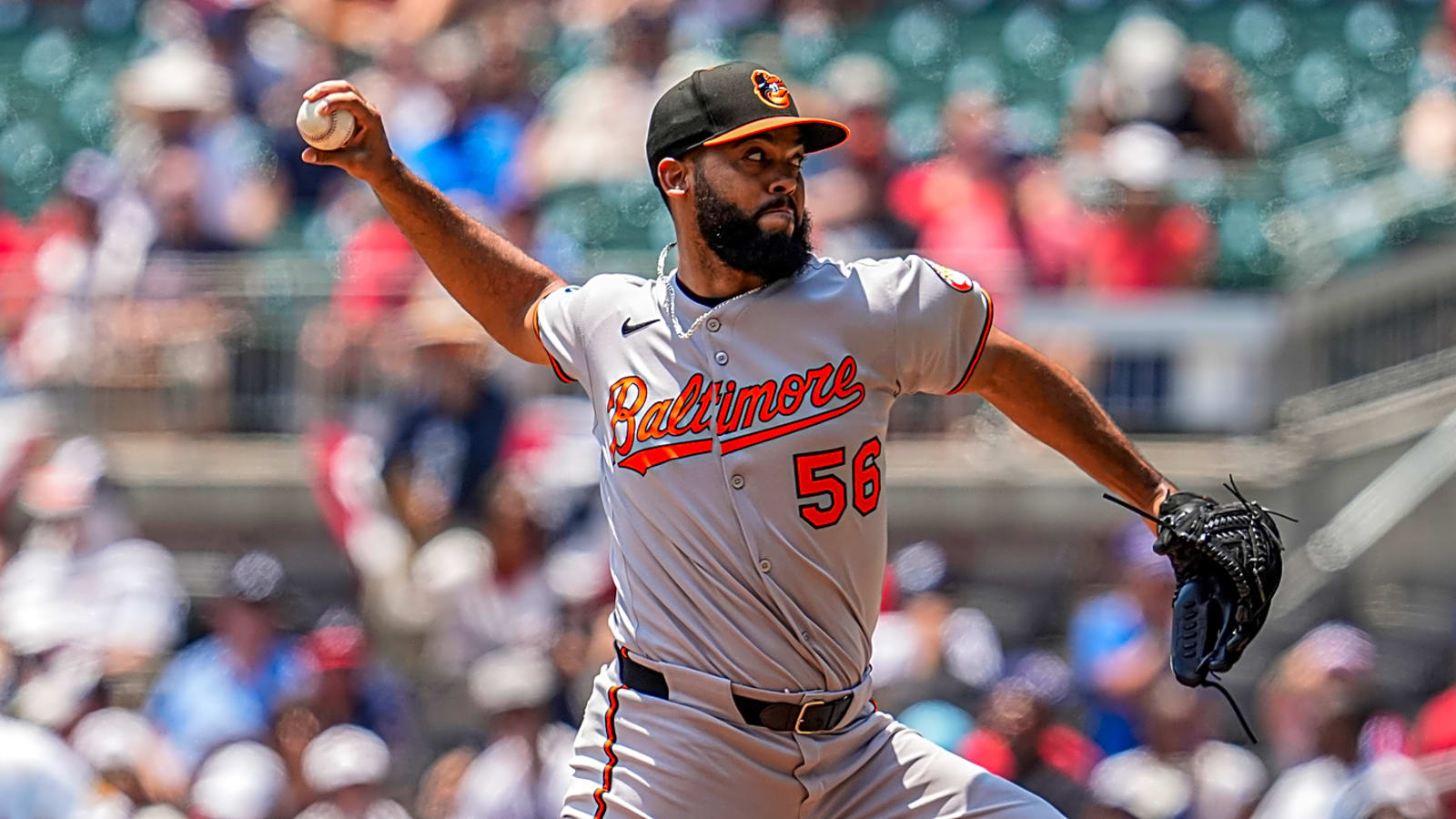 MLB pitcher gets traded to other team during doubleheader