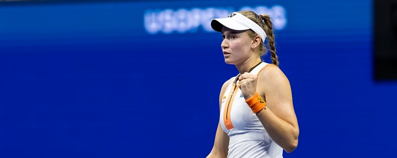 Elena Rybakina Reveals Two Things She Changed Mid-Match to Beat Iga Swiatek at the WTA Finals