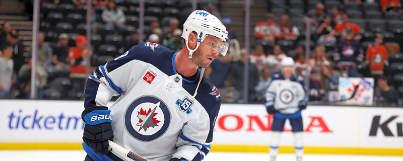 Grading Jonathan Toews’ First Season with the Winnipeg Jets