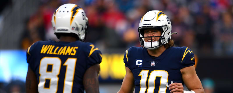 Justin Herbert addresses 'heartbreaking' Mike Williams retirement