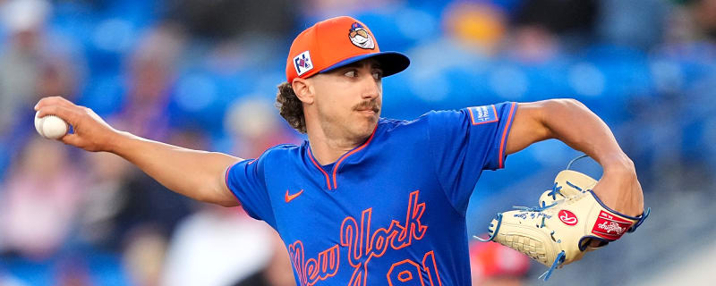 Mets 'strongly considering' promotion of another touted pitcher 