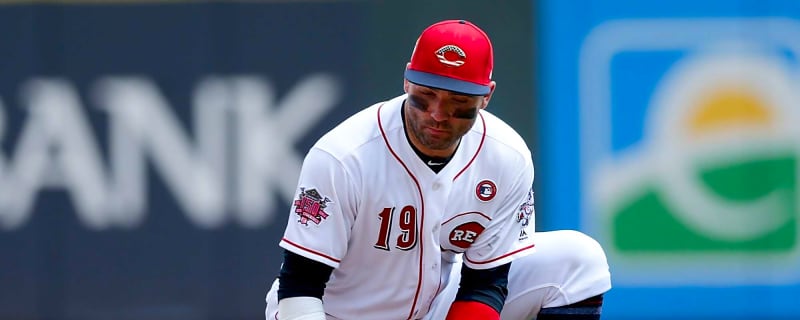 Joey Votto clowned for his laughably bad call during Braves-Phillies Game 3