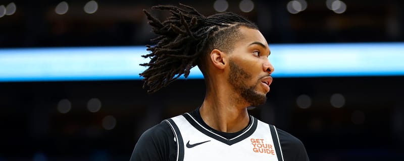 Nets officially re-sign versatile forward