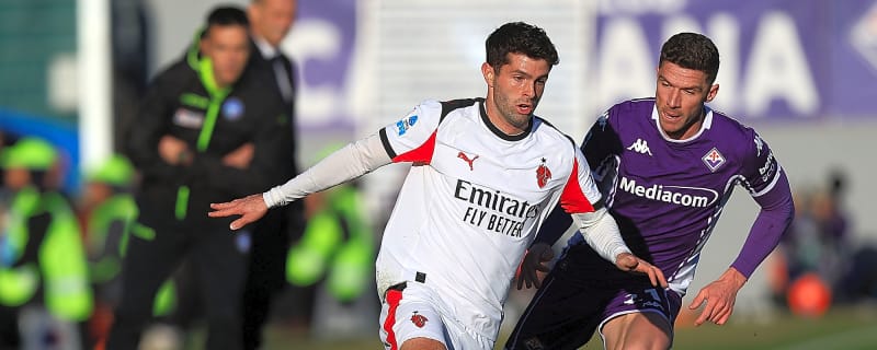 Report: Liverpool eyeing surprise swoop for ex-Chelsea maestro amid curious contract standstill