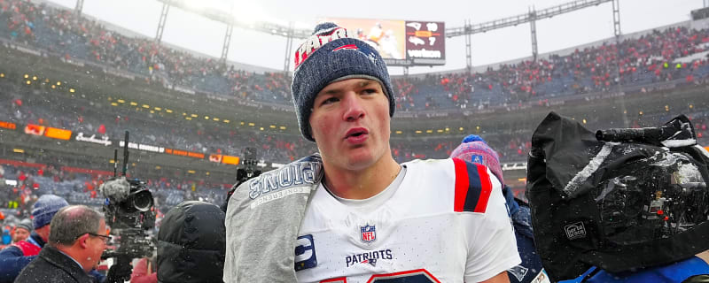 Robert Griffin III gets called out for a glaring mistake in his comment on Drake Maye