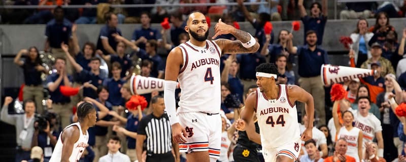 Johni Broome Undergoes Partial Meniscectomy, Will Be Reevaluated In Four Weeks