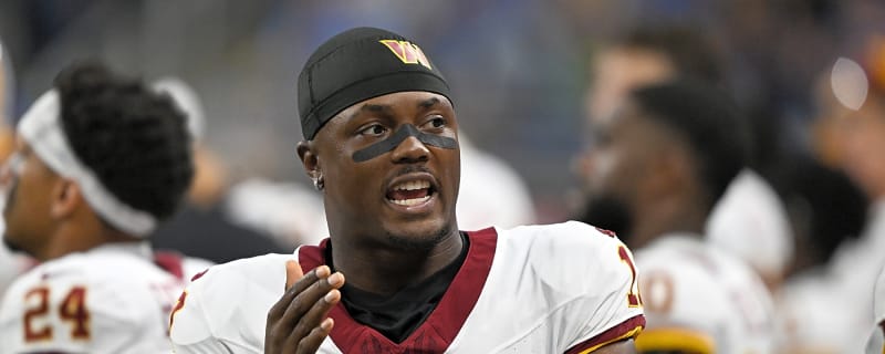 Commanders Hit With Devastating Blow as Terry McLaurin Carted Off After Scary Knee Injury