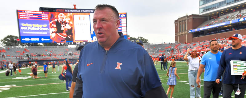 Bret Bielema Makes Blunt Admission About Illinois’ Challenge Against Ryan Day’s Ohio State: 'I’m Not So Good'