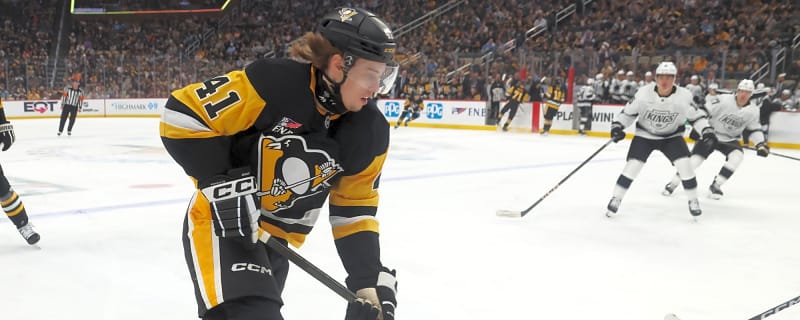 Penguins' Ville Koivunen out day-to-day