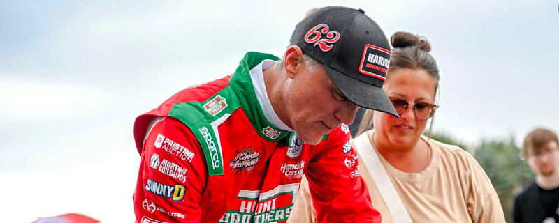 Kevin Harvick Delivers Emotional Tribute to His Late Stewart Haas Racing Teammate