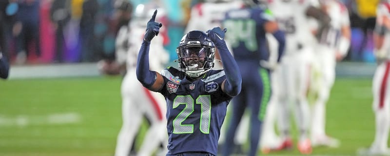 Seahawks sign star player to $132 million contract extension