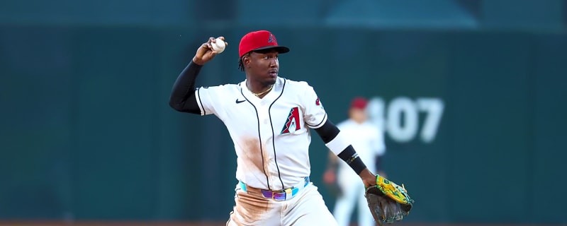 Diamondbacks suffer the injury bug vs. Padres in Mexico City series