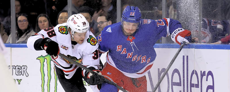 Blackhawks Sign Ethan Del Mastro To Two-Year Deal