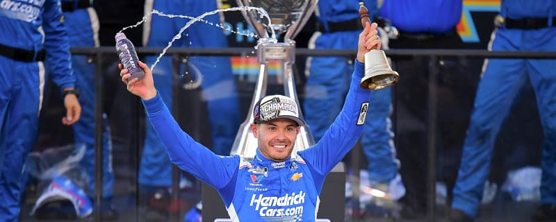 Axsom Seizes Golden Driller as Larson’s Chili Bowl Defense Ends Early