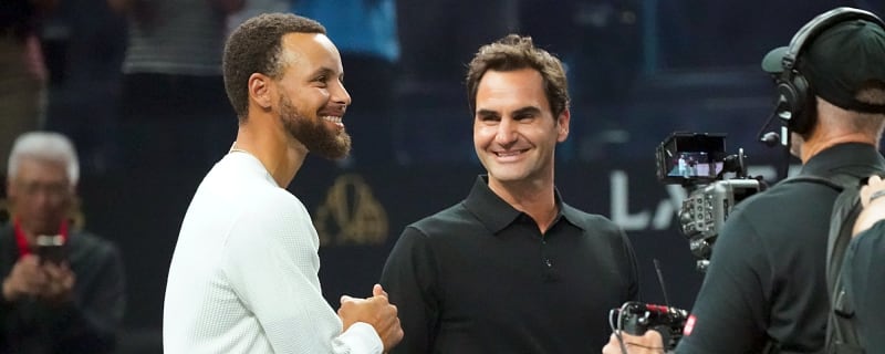 From the Laver Cup to the BJK Cup: Stephen Curry joins Roger Federer, Swiatek&#39;s tribute to her dad, Paolini’s heroics for Italy and Sabalenka finds her &#39;work life balance&#39;