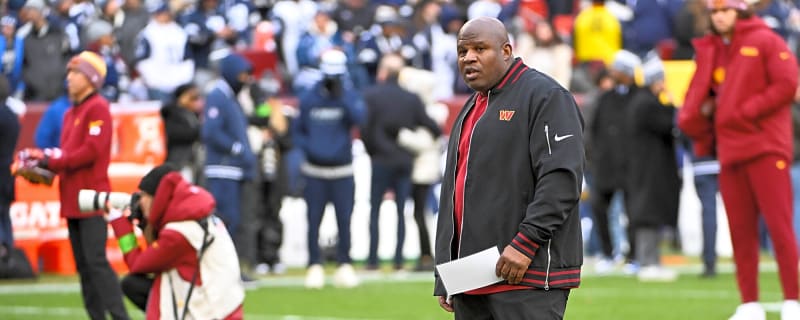 Chiefs Officially Agree To Terms With Eric Bieniemy To Return As Offensive Coordinator