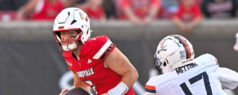 Louisville QB Miller Moss made such a horrible play against Virginia