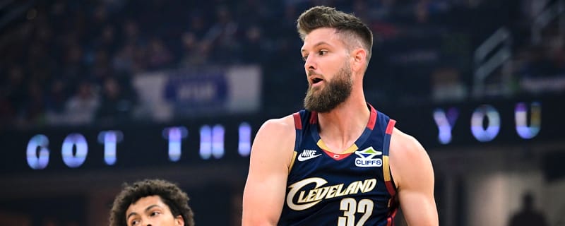 Cavs’ Dean Wade cited as player to monitor ahead of NBA trade deadline