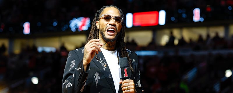 Derrick Rose had the most Derrick Rose reaction to LeBron James joining the 76ers