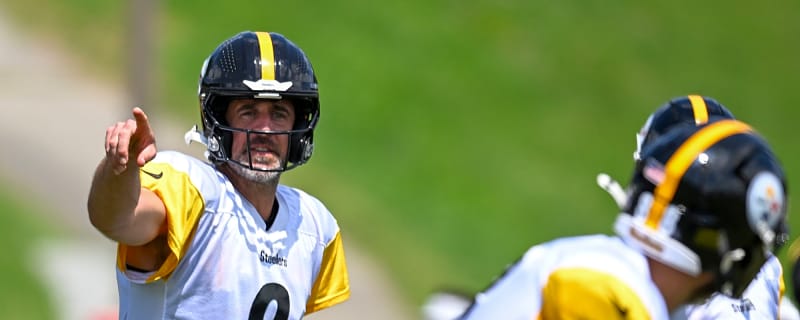 Steelers' Aaron Rodgers Gives Straightforward Message To Rookie WR Germie Bernard