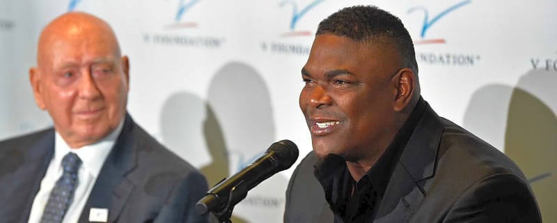 Keyshawn Johnson rips USC for ending Notre Dame rivalry games