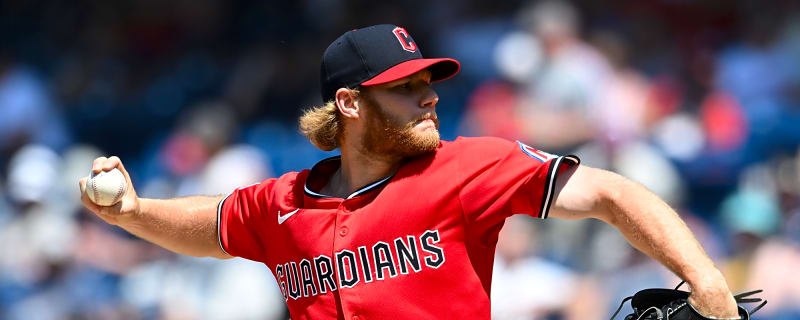 Twins Claim Zak Kent