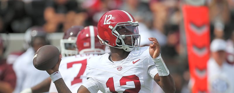 Keelon Russell reacts to teammate throwing him in Heisman race