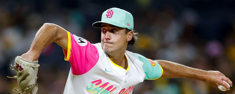 Padres re-sign Kyle Hart