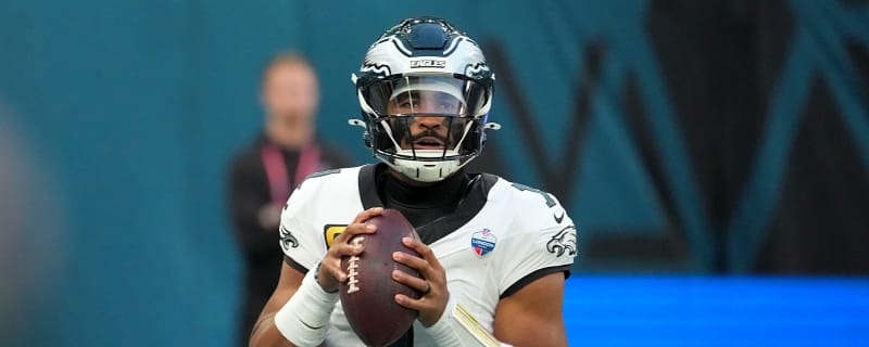 Eagles reach decision on QB Jalen Hurts as blood clot lingers