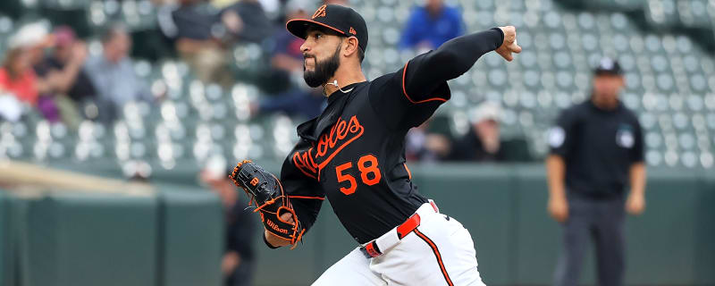 Nationals, Cionel Perez Agree To Minor-League Deal