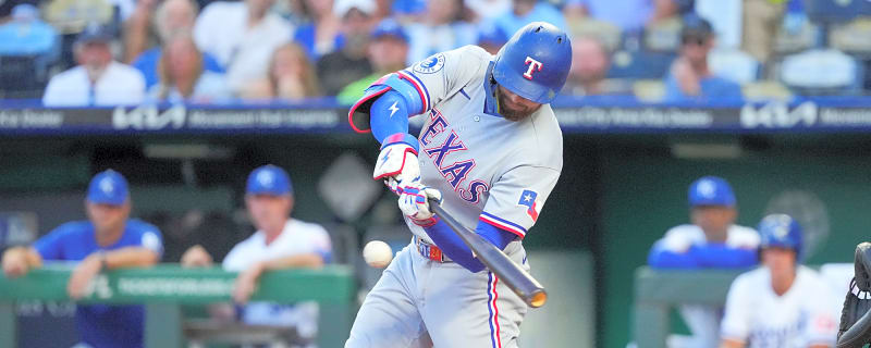 Rangers Place Evan Carter On 10-Day IL With Oblique Strain