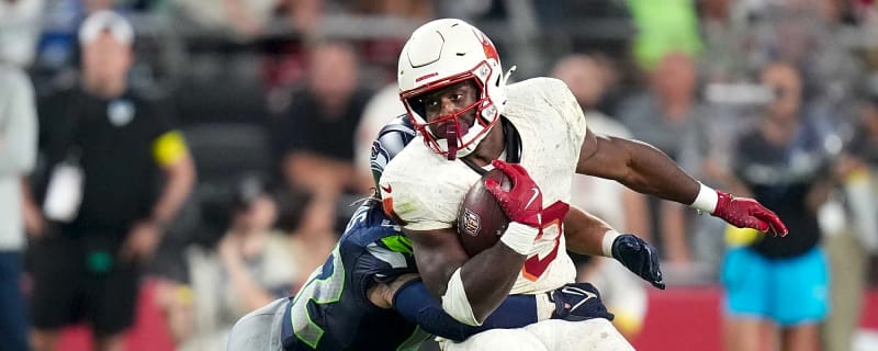 Cardinals down two RBs after Benson placed on injured reserve