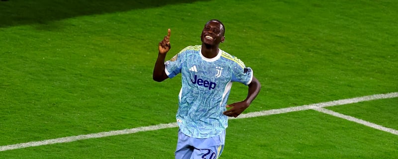 'Get the Rhythm'- Thomas Frank defends injury prone Tottenham star; slow and steady wins the race