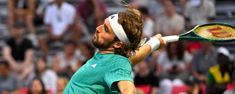 Stefanos Tsitsipas confronted his opponent after losing at US Open
