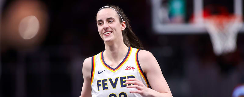 Caitlin Clark has electric first quarter in return from injury