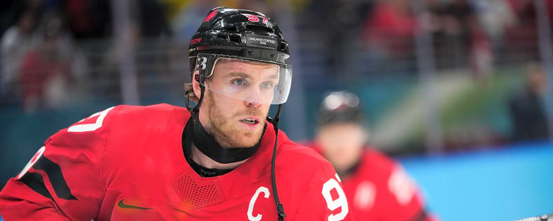 Connor McDavid Unfazed as Reporter Questions Him on Championship Struggles