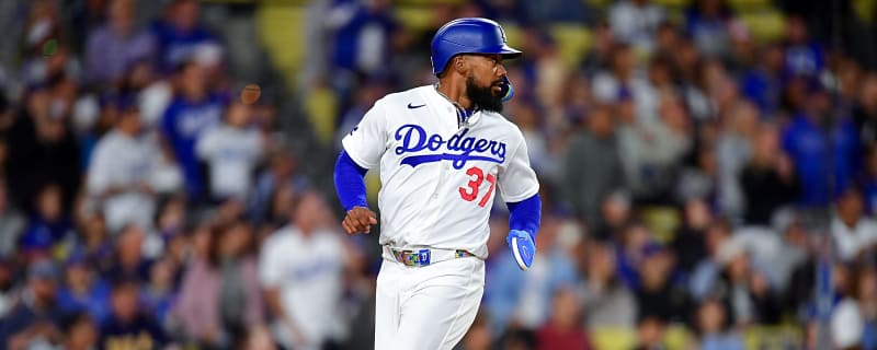 Teoscar Hernández Leaves Game With Hamstring Strain