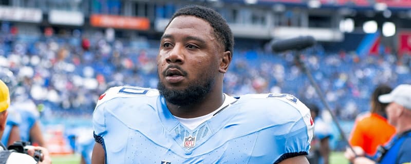 Commanders Re-Sign DE Deatrich Wise, DT Shy Tuttle