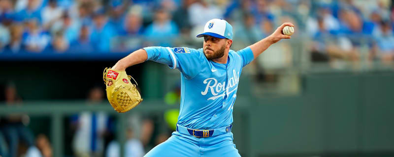 Royals place Sam Long on 15-day IL, call up Evan Sisk