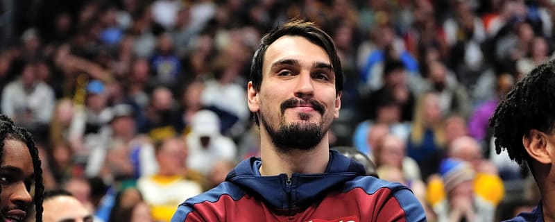 Nuggets’ Dario Saric picks up player option