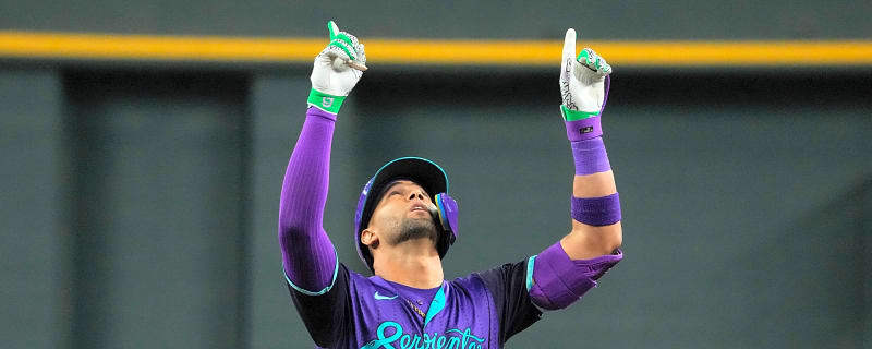 Diamondbacks aren’t waiting around, DFA Lourdes Gurriel Jr.